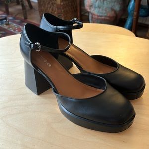 Marc Fisher Mary Jane